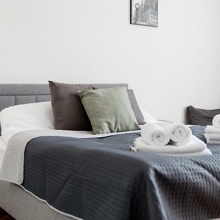 City Centre Apartment Varsovie Extérieur photo