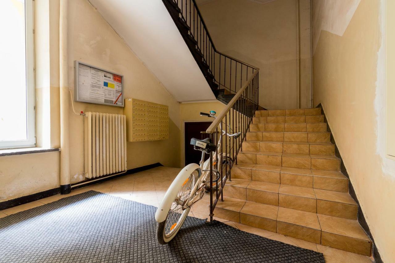 City Centre Apartment Varsovie Extérieur photo